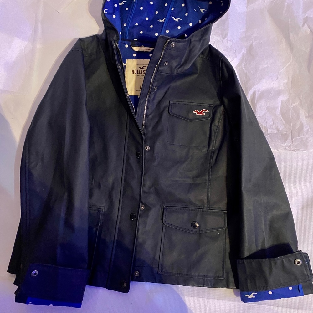 Hollister rain coat size Large
